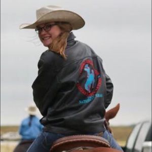 Meet your Posher, Raegen